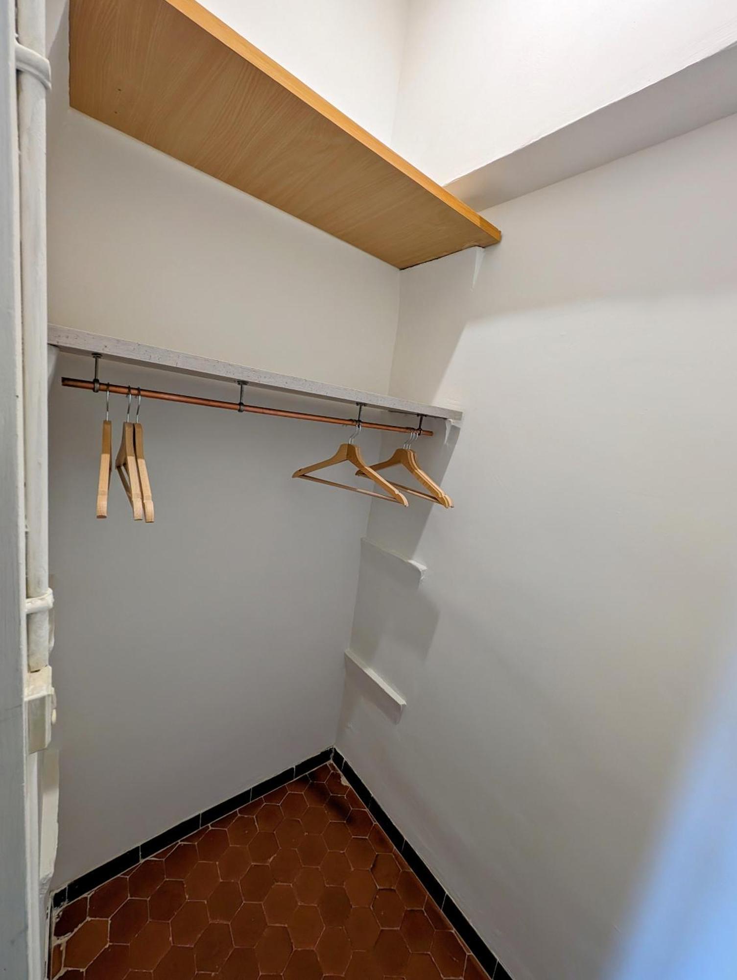 Maison De Style Tout Confort, Position Ideale, Avec Clim Et Petit Exterieur Оранж Экстерьер фото